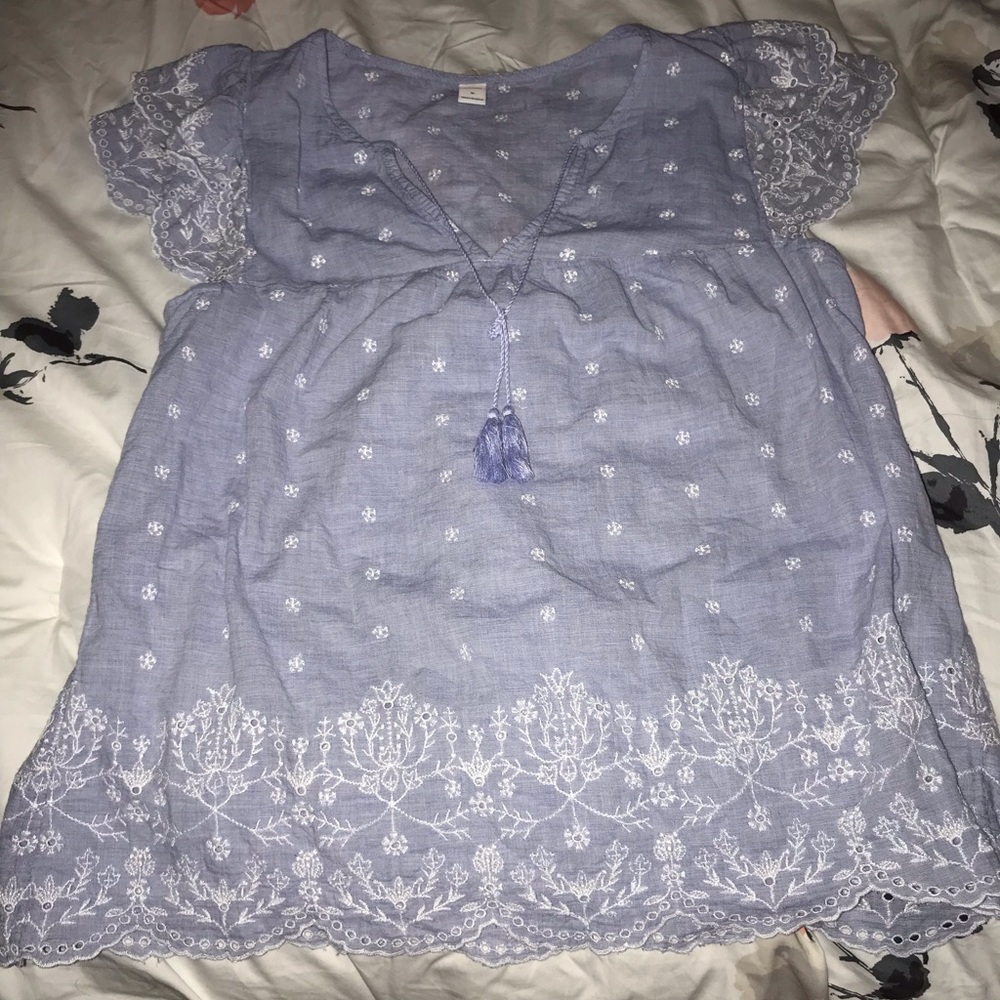Old navy blouse
